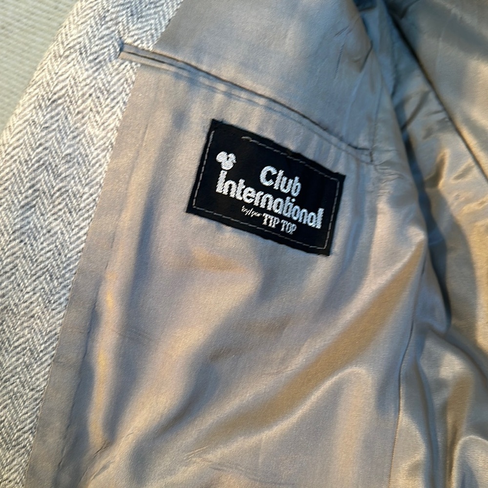 Vintage Gray Blazer with Brown Suede Elbow Patches - Picture 2 of 9